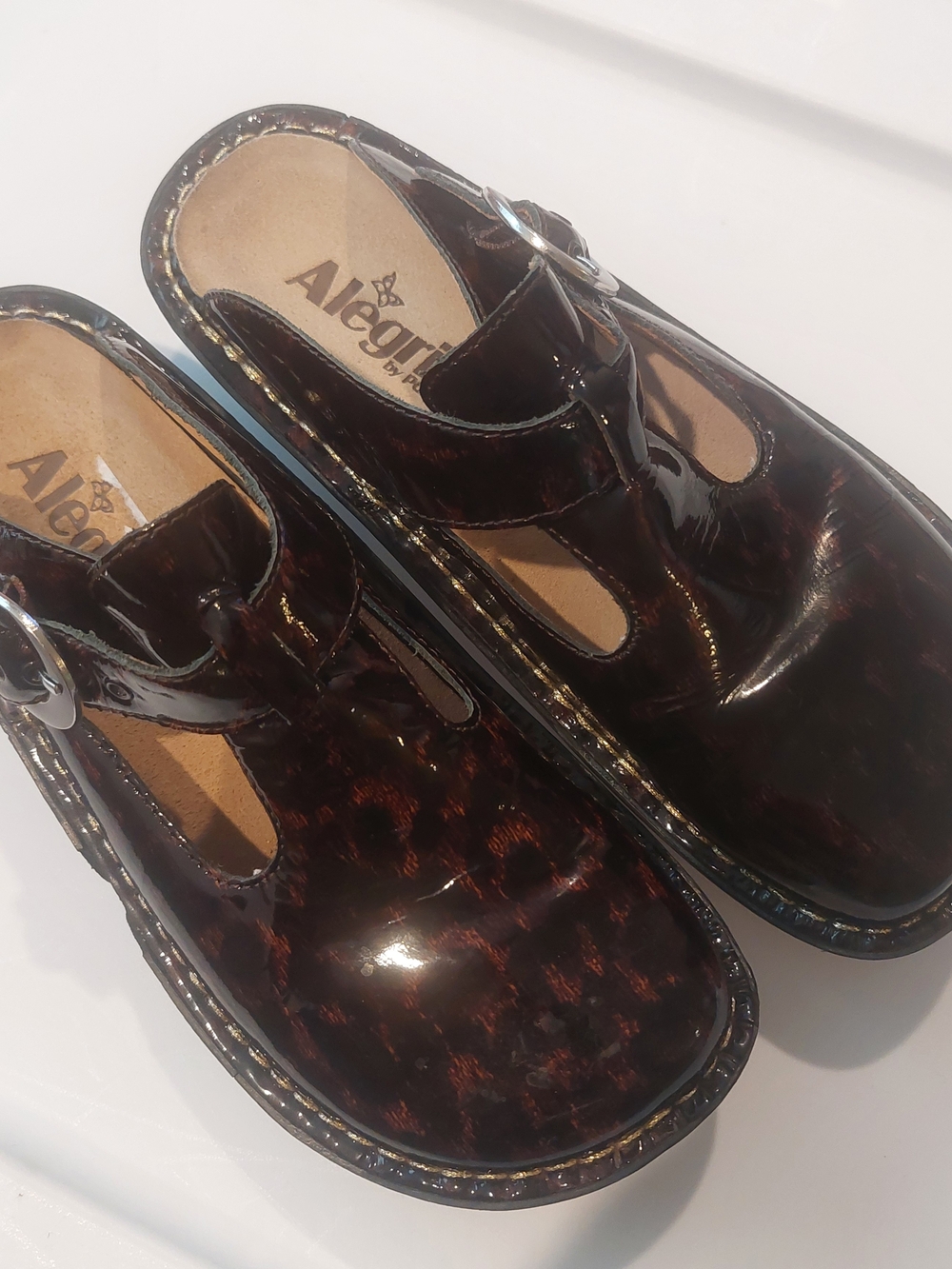 Alegria Leopard Patent Mary Jane in Dark Brown Size 35 Or 5/5.5